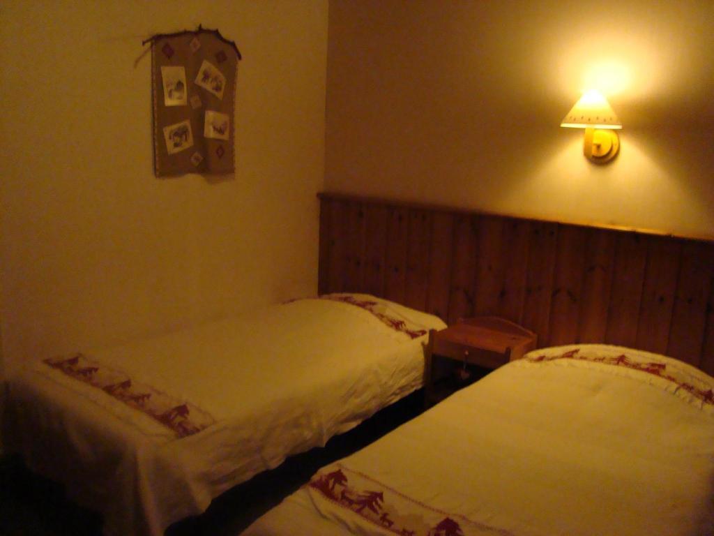 Auberge Saint Antoine Pelvoux Quarto foto